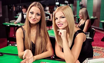 Hình ảnh động mô tả khoảnh khắc nổ hũ đầy kịch tính trong trò chơi lucky8 nổ hũ